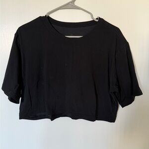 Women’s Black Basic Amazon Crop T-shirt
